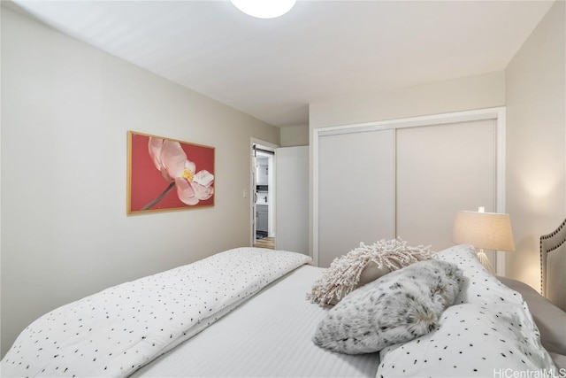 bedroom featuring a closet