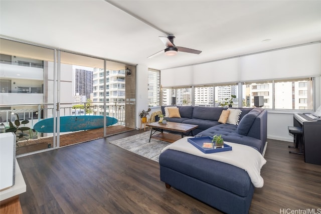 Listing photo 3 for 2415 Ala Wai Blvd Unit 808, Honolulu HI 96815