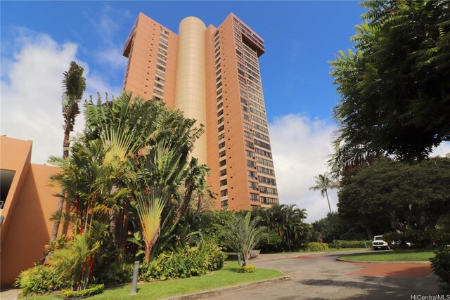 5333 Likini St Unit 2103, Honolulu, HI 96818 - view of building exterior