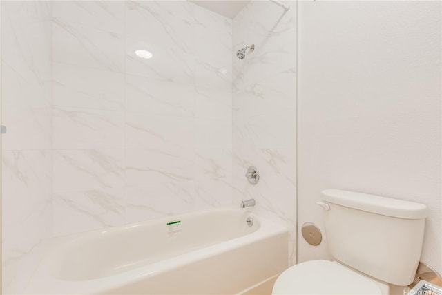 full bath featuring toilet and shower / tub combination