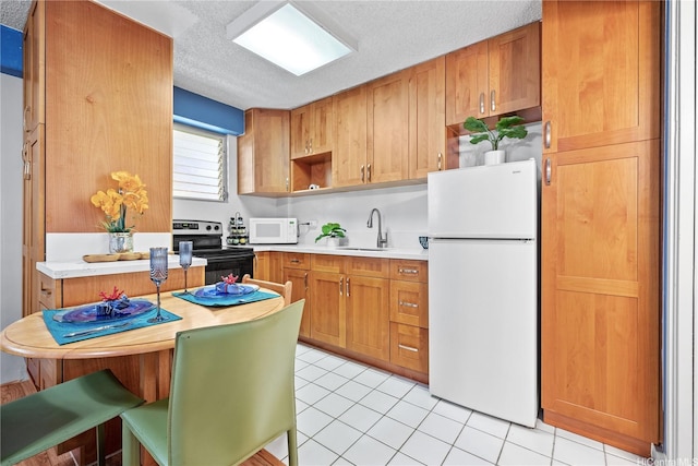 417 Nohonani St Unit 313, Honolulu, HI 96815 - photo 2
