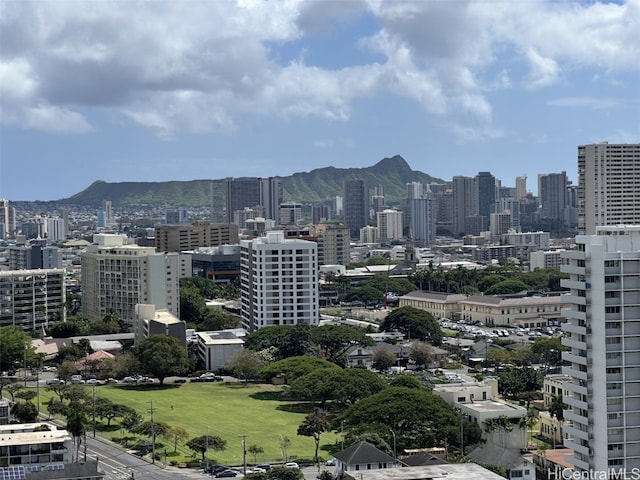 view of city featuring a mountain view