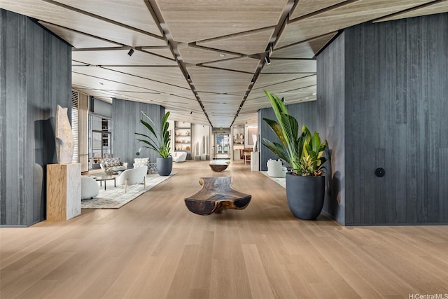 1000 Auahi St Unit 2506, Honolulu, HI 96814 - building lobby featuring wood walls