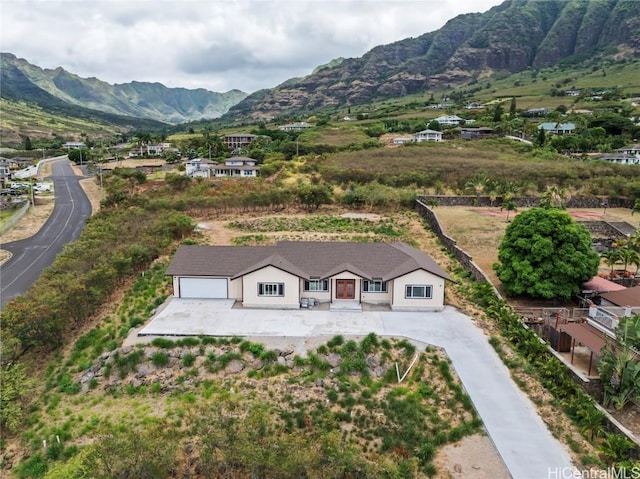 bird's eye view with a mountain view