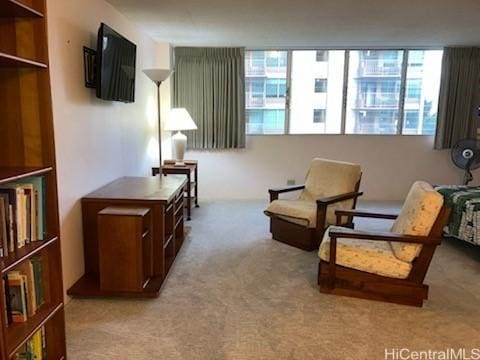 2572 Lemon Rd Unit 806, Honolulu, HI 96815 - sitting room with carpet