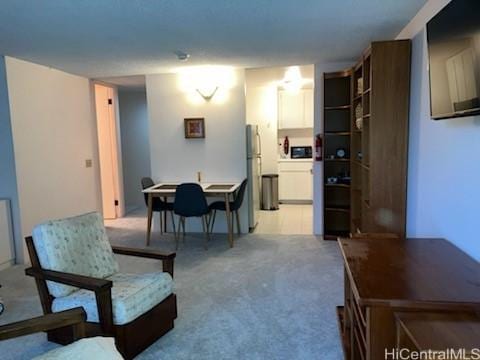 2572 Lemon Rd Unit 806, Honolulu, HI 96815 - sitting room with carpet floors