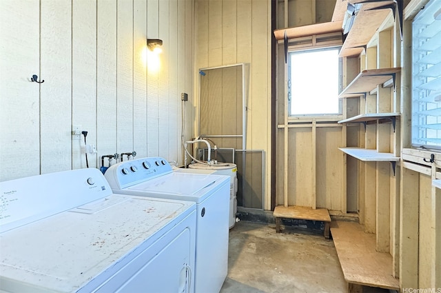 3360 E Manoa Rd Unit C, Honolulu, HI 96822 - laundry area featuring separate washer and dryer and wooden walls
