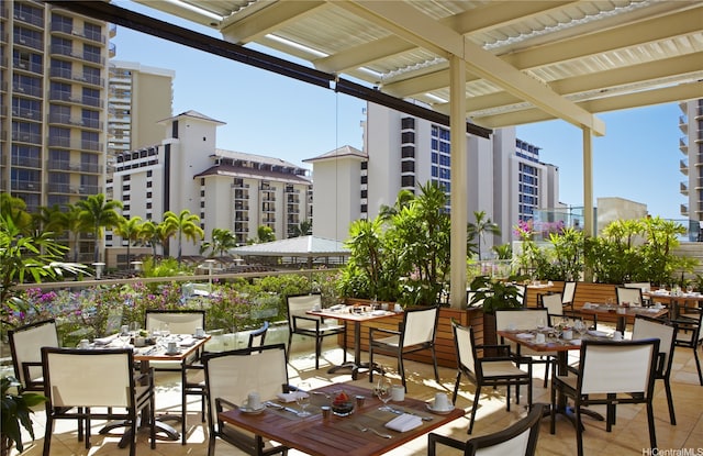 223 Saratoga Rd Unit 3801 Penthouse A, Honolulu, HI 96815 - view of patio / terrace with outdoor dining space