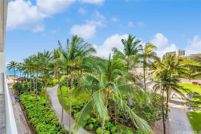 view of home's community featuring a water view