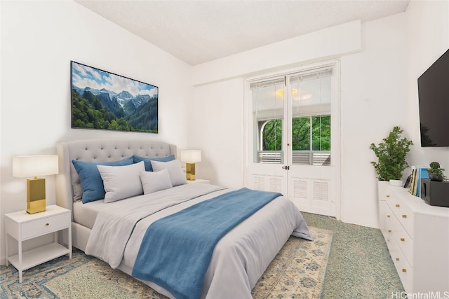 bedroom featuring carpet flooring