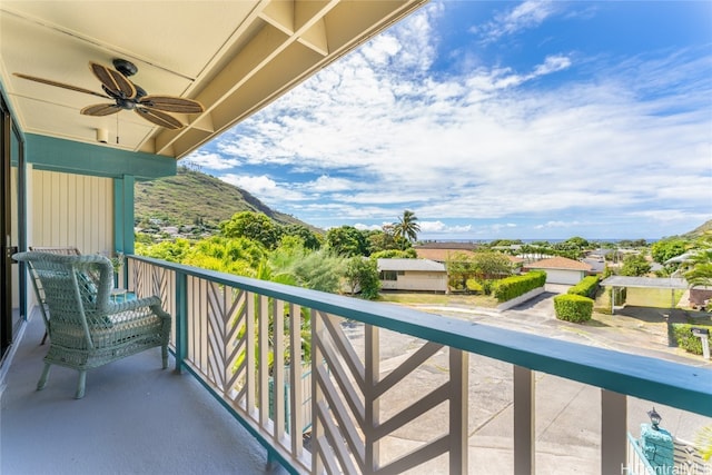 balcony with ceiling fan