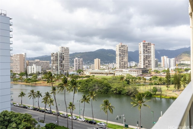 445 Seaside Ave Unit 1118, Honolulu HI, 96815, 1 bath condo for sale