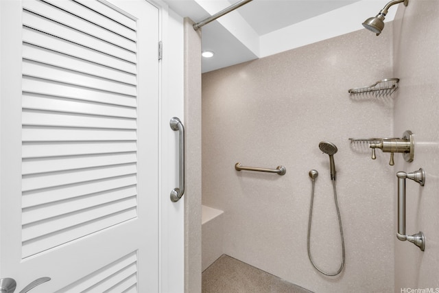 2724 Kahoaloha Ln Unit 1007, Honolulu, HI 96826 - full bathroom with a shower