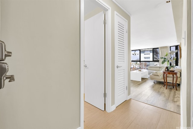 2724 Kahoaloha Ln Unit 1007, Honolulu, HI 96826 - hallway with baseboards