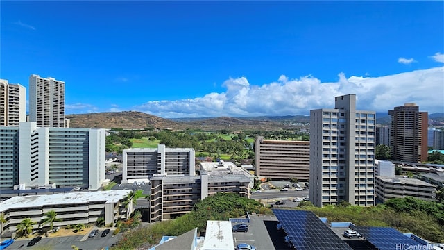 city view featuring a mountain view