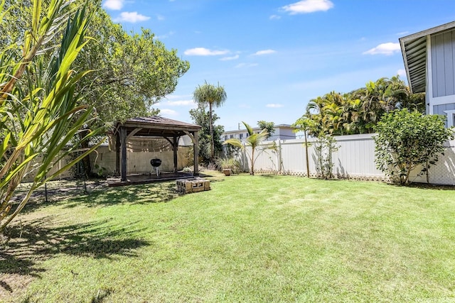 2127 California Ave Unit B, Wahiawa, HI 96786 - view of yard with a fenced backyard and a gazebo
