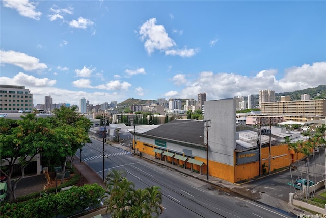 1314 Kalakaua Ave Unit 513, Honolulu, HI 96826 - wooden terrace with a skyline view