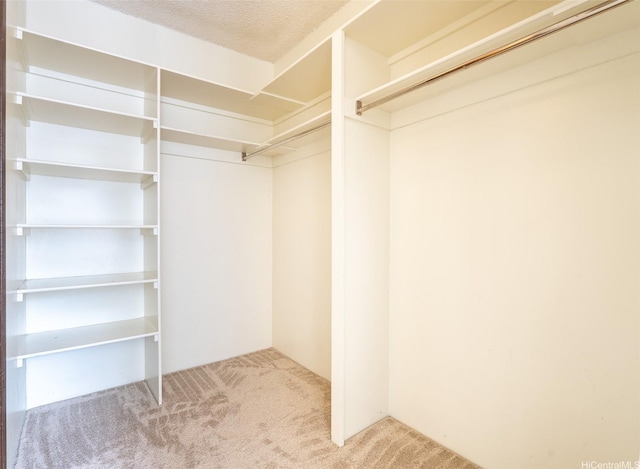 1925 Kalakaua Ave Unit 901, Honolulu, HI 96815 - spacious closet featuring carpet