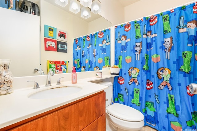 91-940 Puahala St Unit 39T, Ewa Beach, HI 96706 - full bathroom featuring vanity, curtained shower, and toilet