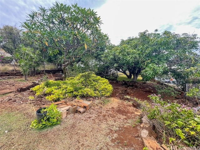 Listing photo 2 for 3825 Pukalani Pl, Honolulu HI 96816