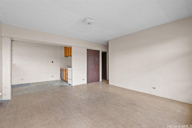 view of unfurnished living room