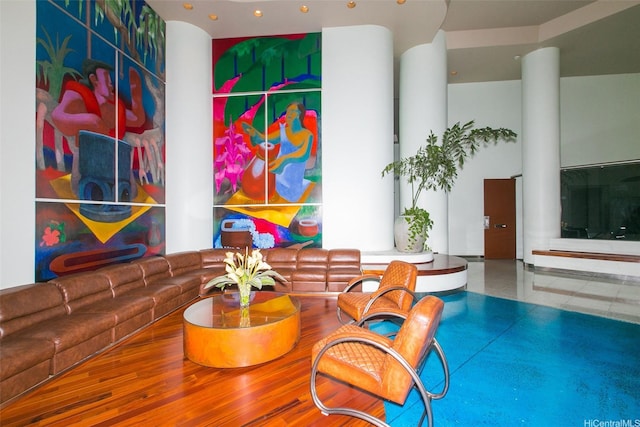 700 Richards St Unit 907, Honolulu, HI 96813 - interior space