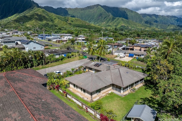 drone / aerial view featuring a mountain view