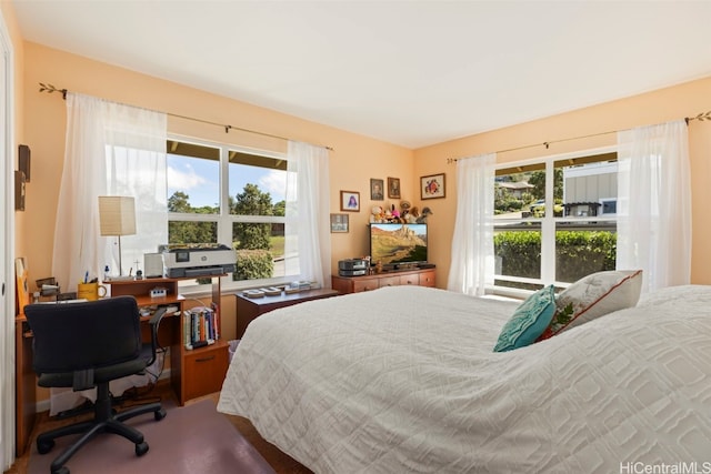 view of carpeted bedroom