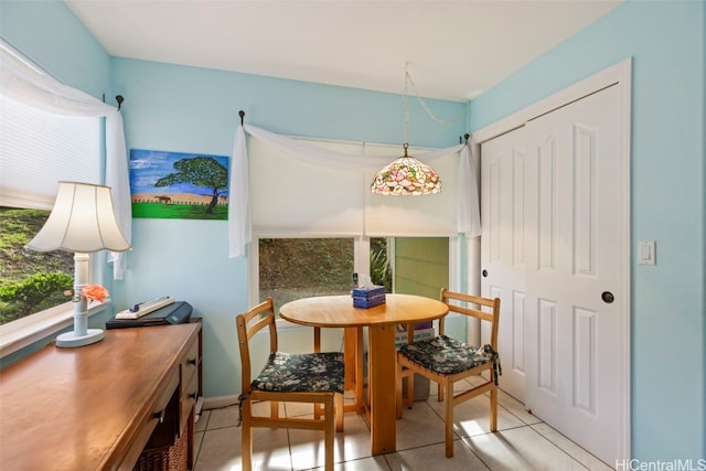 dining room with light tile patterned floors