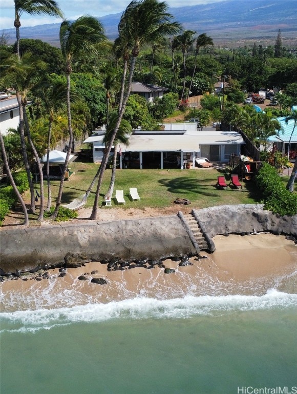 bird's eye view featuring a water view