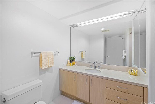 88 Piikoi St Unit 1405, Honolulu, HI 96814 - bathroom with toilet and vanity