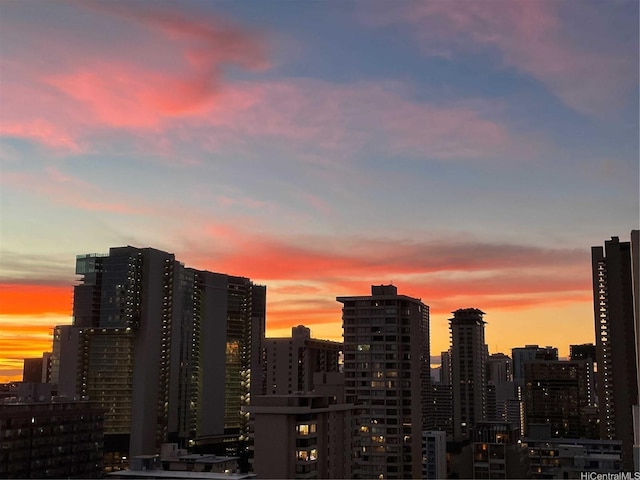 445 Seaside Ave Unit 2208, Honolulu, HI 96815 - photo 17