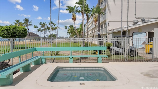 view of swimming pool