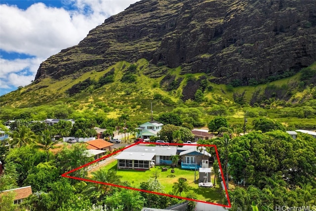 drone / aerial view featuring a mountain view