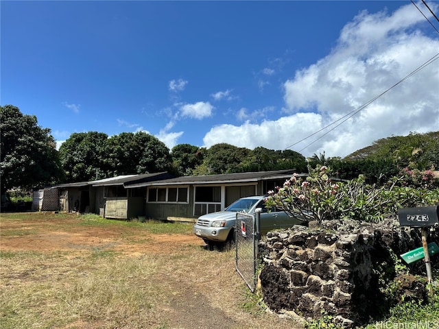 view of front of property