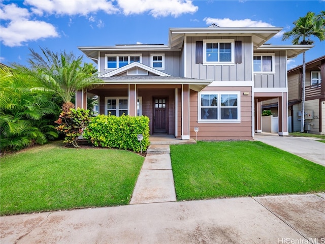 view of front of home featuring a front yard