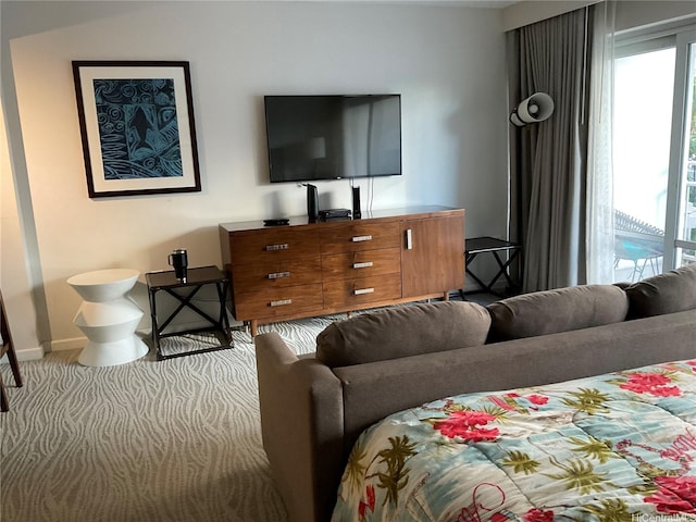 1777 Ala Moana Blvd Unit 223, Honolulu, HI 96815 - carpeted living room with baseboards