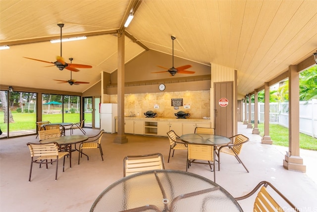 view of patio with ceiling fan