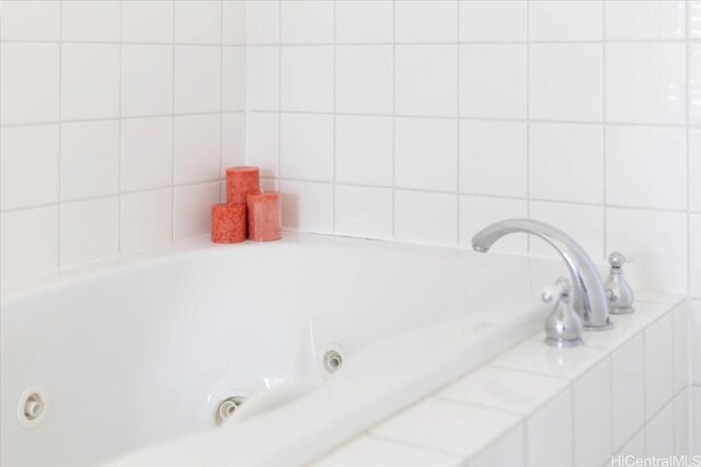 bathroom with a bathtub