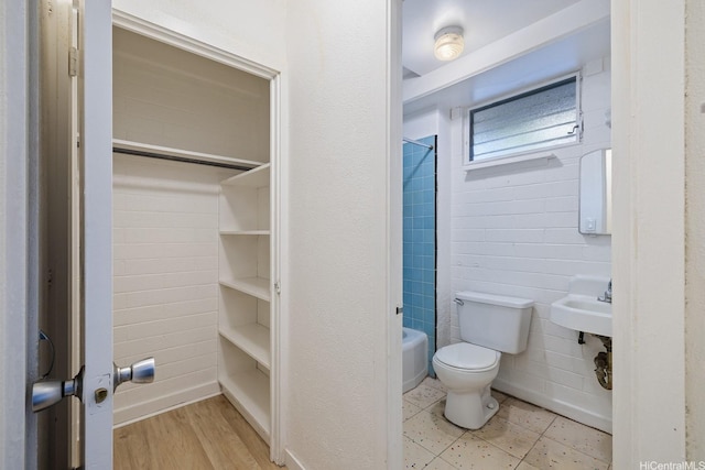1420 Ward Ave, Honolulu, HI 96822 - bathroom with toilet and a sink