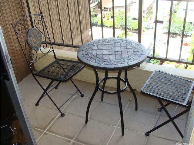 440 Olohana St Unit 1804, Honolulu, HI 96815 - view of balcony