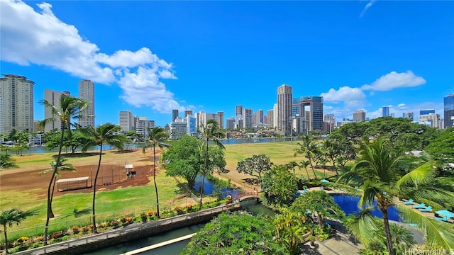 Listing photo 2 for 2333 Kapiolani Blvd Unit 509, Honolulu HI 96826