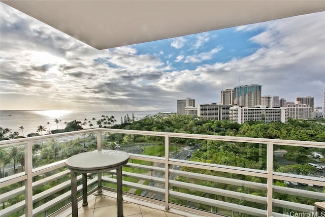 223 Saratoga Rd Unit 1219, Honolulu HI, 96815, 2 bedrooms, 2 baths condo for sale