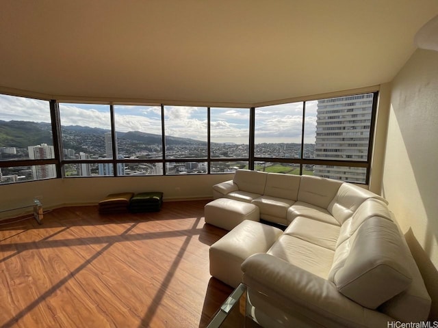 2499 Kapiolani Blvd Unit 3001, Honolulu, HI 96826 - living area featuring wood finished floors, a view of city, and a mountain view