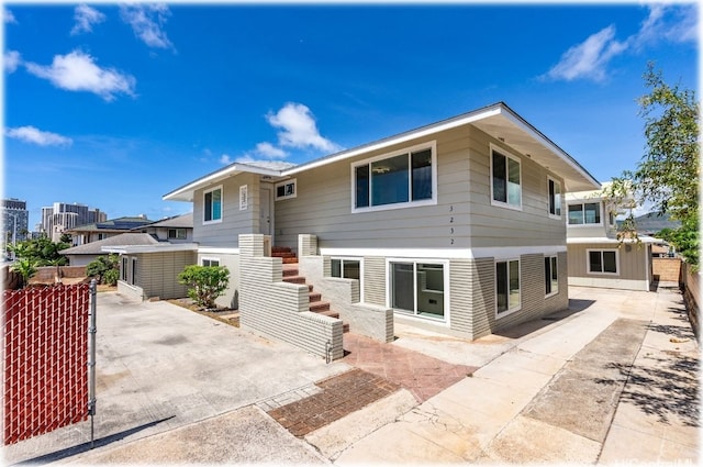 view of front of home