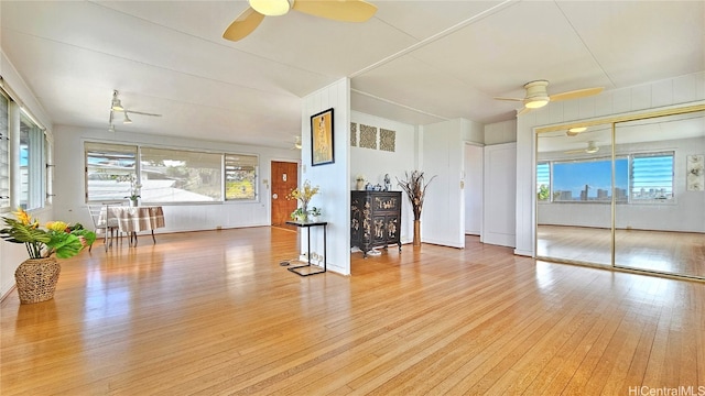 Listing photo 3 for 2030 Leiloke Dr, Honolulu HI 96822