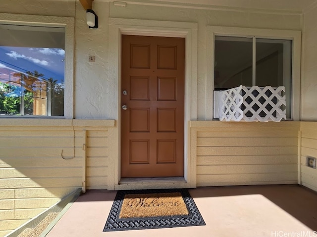 view of property entrance