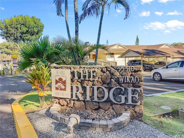 view of community / neighborhood sign