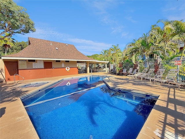95-510 Wikao St Unit F201, Mililani, HI 96789 - community pool with a hot tub and a patio