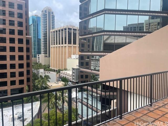 1088 Bishop St Unit 1213, Honolulu, HI 96813 - balcony featuring a city view